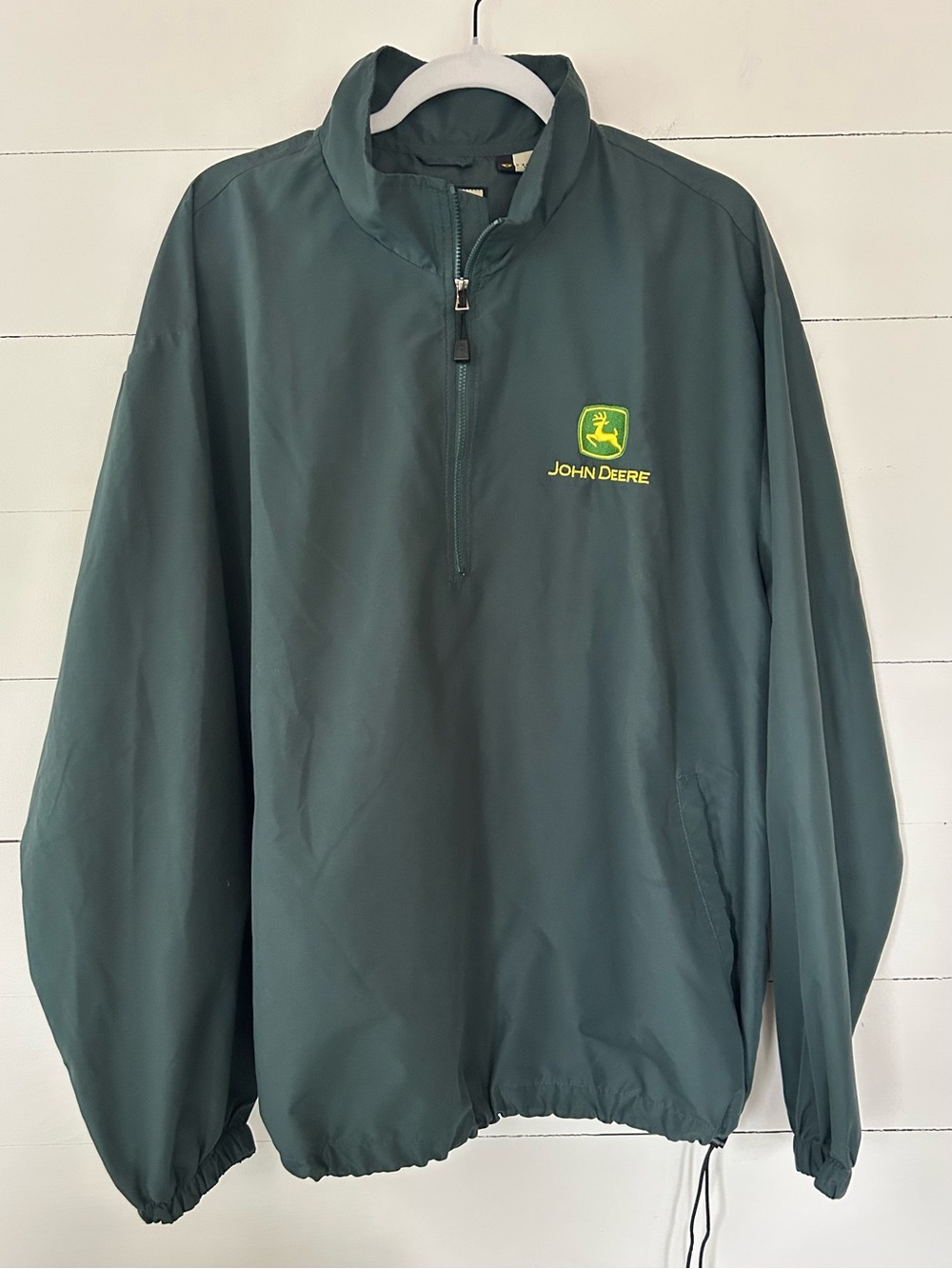 John Deere Green Pullover with Yellow & Green Embroidered Logo. Size XL